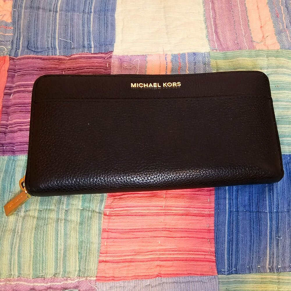 Michael Kors Black Clutch Wallet